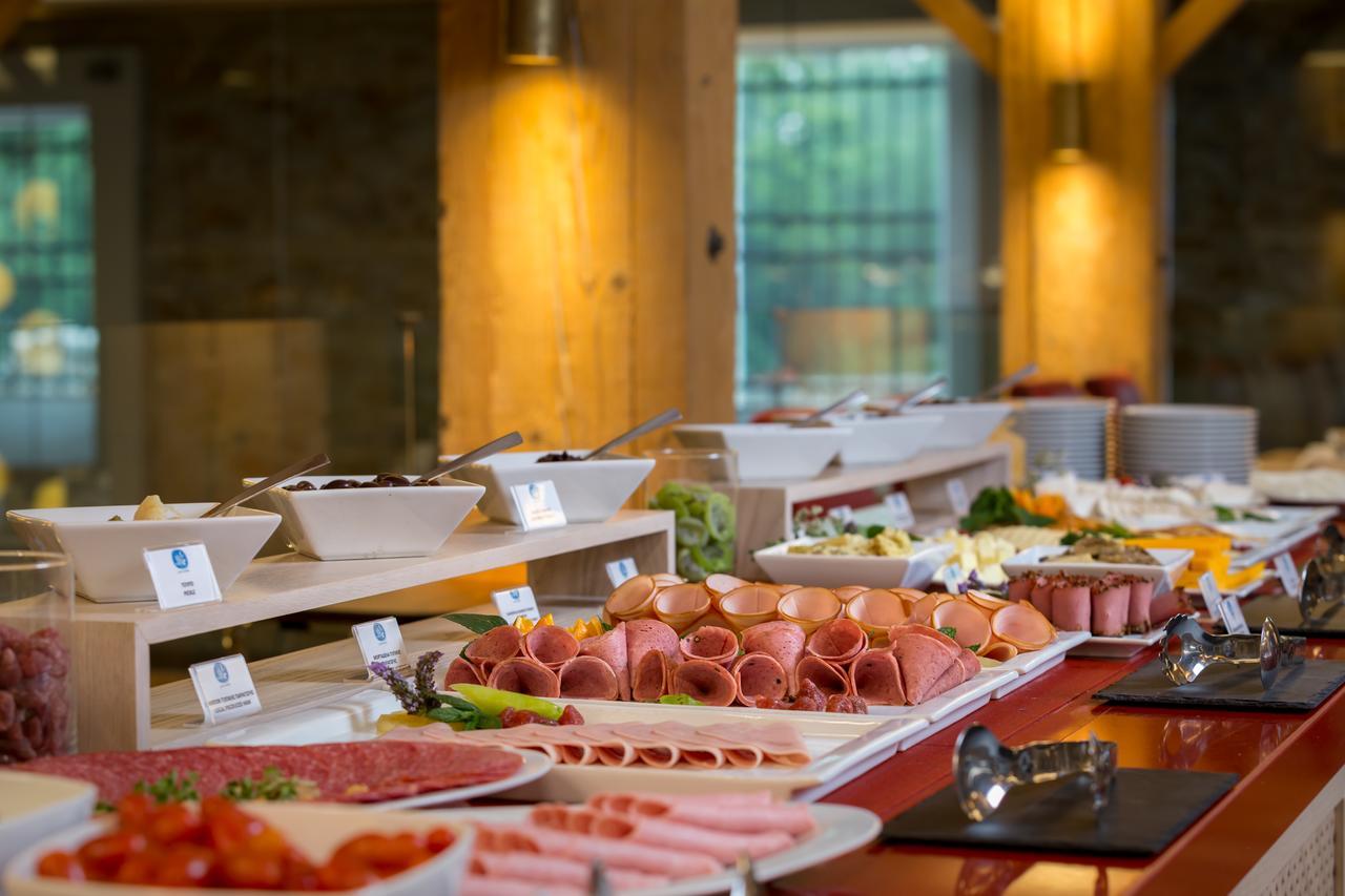 Hydrama Grand Hotel 외부 사진